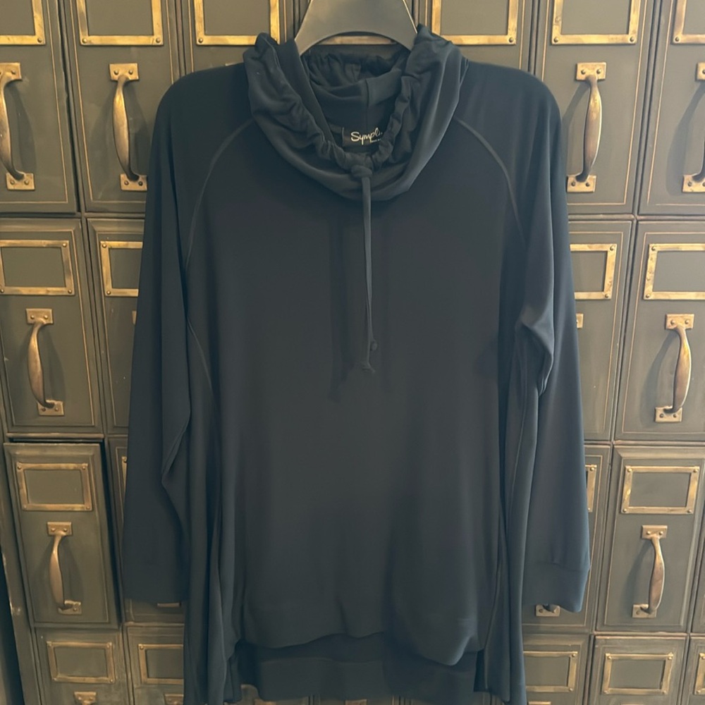 Sympli Energy Sweatshirt.